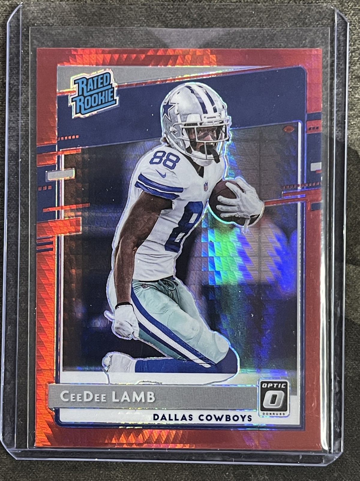 2020 Donruss Optic #156 CeeDee Lamb Red Hyper