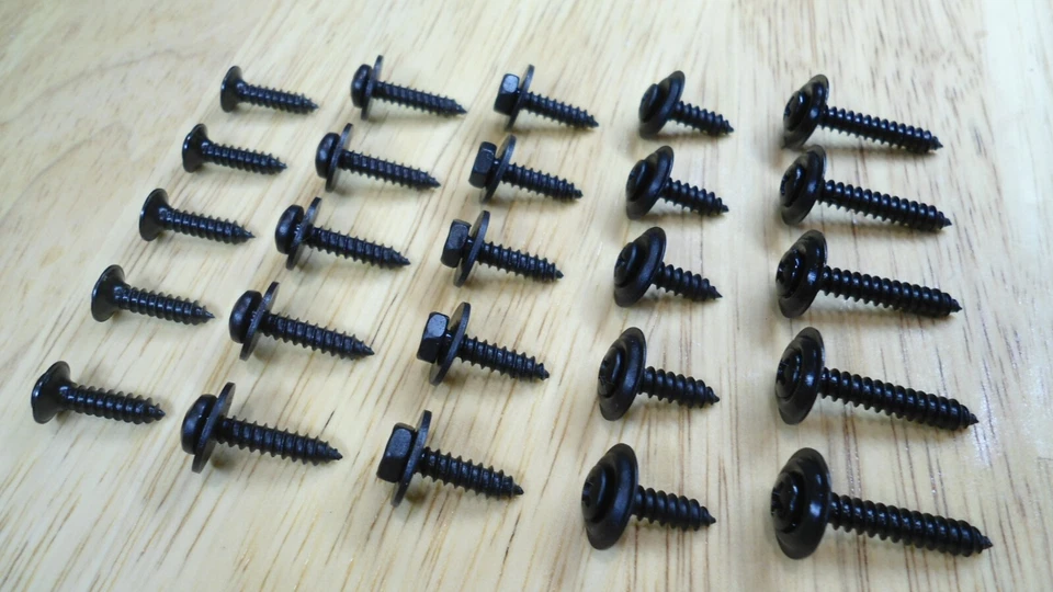 (25 piezas) ¡TORNILLOS INTR NEGROS! PARA COSECHADORA INTERNACIONAL/BRONCO/JEEP ETC (5 TIPOS) Foto 4 de 4