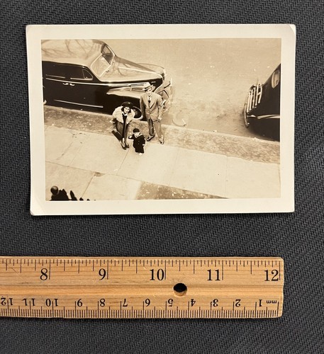 FOUND VINTAGE PHOTO PICTURE Sky View Of People On The Sidewalk 1941 - Picture 2 of 3