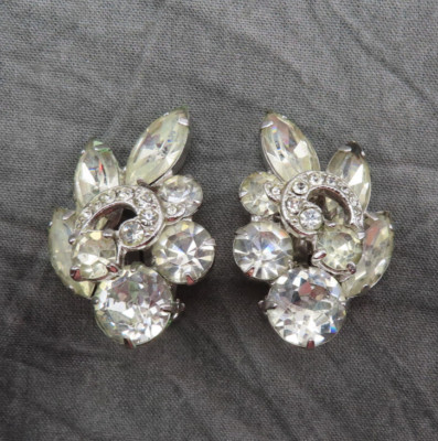 Eisenberg Ice Rhinestone Earrings Vintage Clear Faceted Crystal 1.25 inch 106h