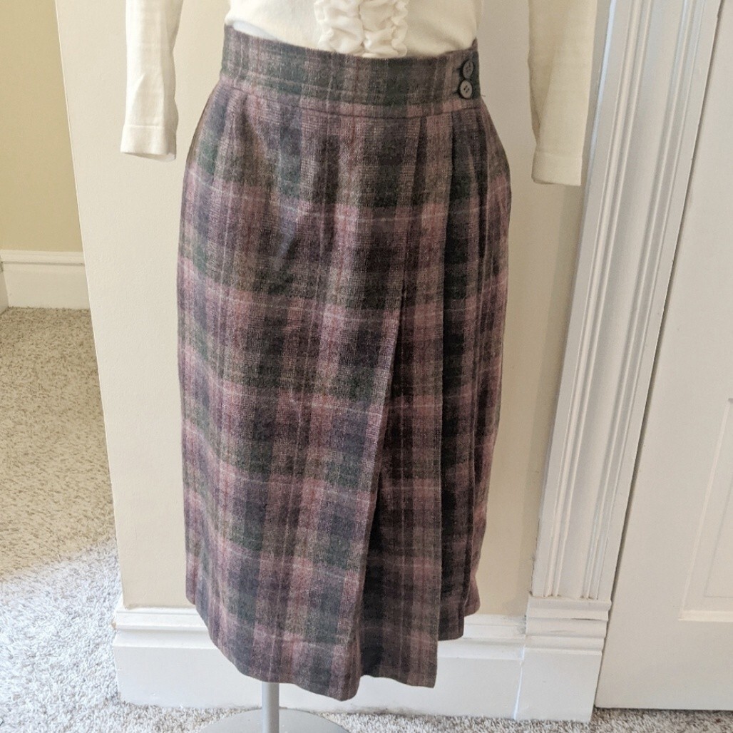 Gonna avvolgente vintage Yves Saint Laurent a maglia lana a quadri. Taglia 6