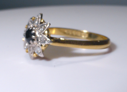 18ct Gold Sapphire Diamond Ring .5ct 3.2gm UK Hallmark Size O Boxed - Picture 14 of 21