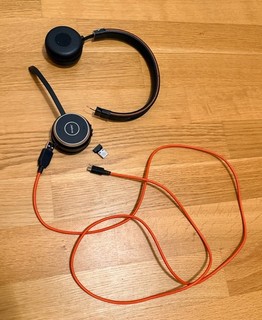 Jabra Evolve 65 SE UC Stereo Headset 6599 839 409 defekt inkl. USB Dongle