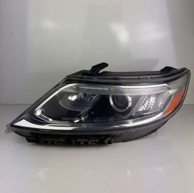 2014 2015 KIA Sorento Headlight Left Driver Side Halogen W/LED OEM 92101-1U500