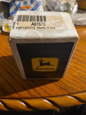 #ad NOS John Deere Hydraulic Pressure Valve A61670 $125.00