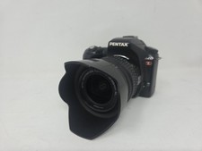 Pentax ist D 6.1MP Digital SLR Camera w/DA f:3.5-5.6 18-35mm Lens