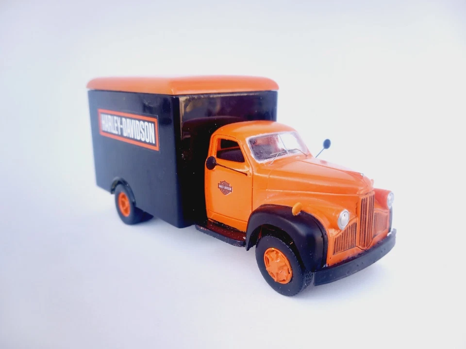 Camión furgoneta Studebaker M15 1947 impreso en 3D escala 1/50 hecho a mano customkitbash Foto 3 de 4