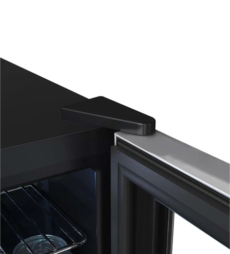 EdgeStar BWC91SS Stainless Steel 17"W 80 Can Capacity Beverage Cooler - Picture 7 of 12