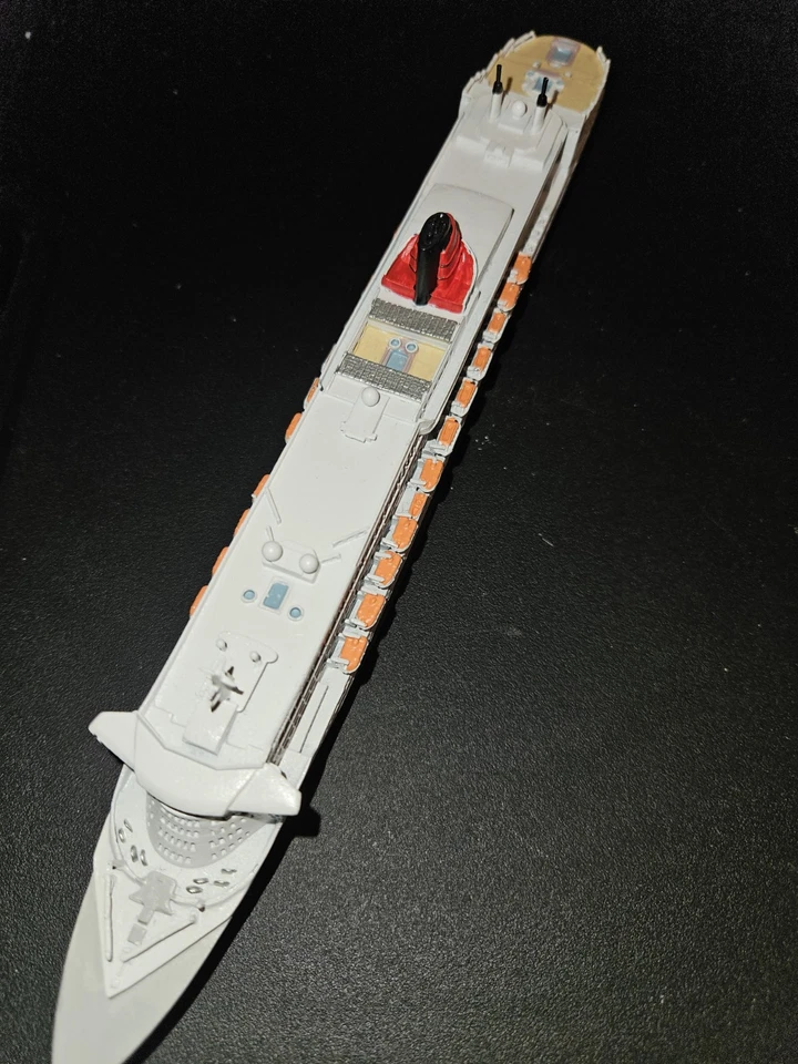 CMKR 323 Queen Mary 2 Schiffsmodell 1:1250 - Bild 2 von 4