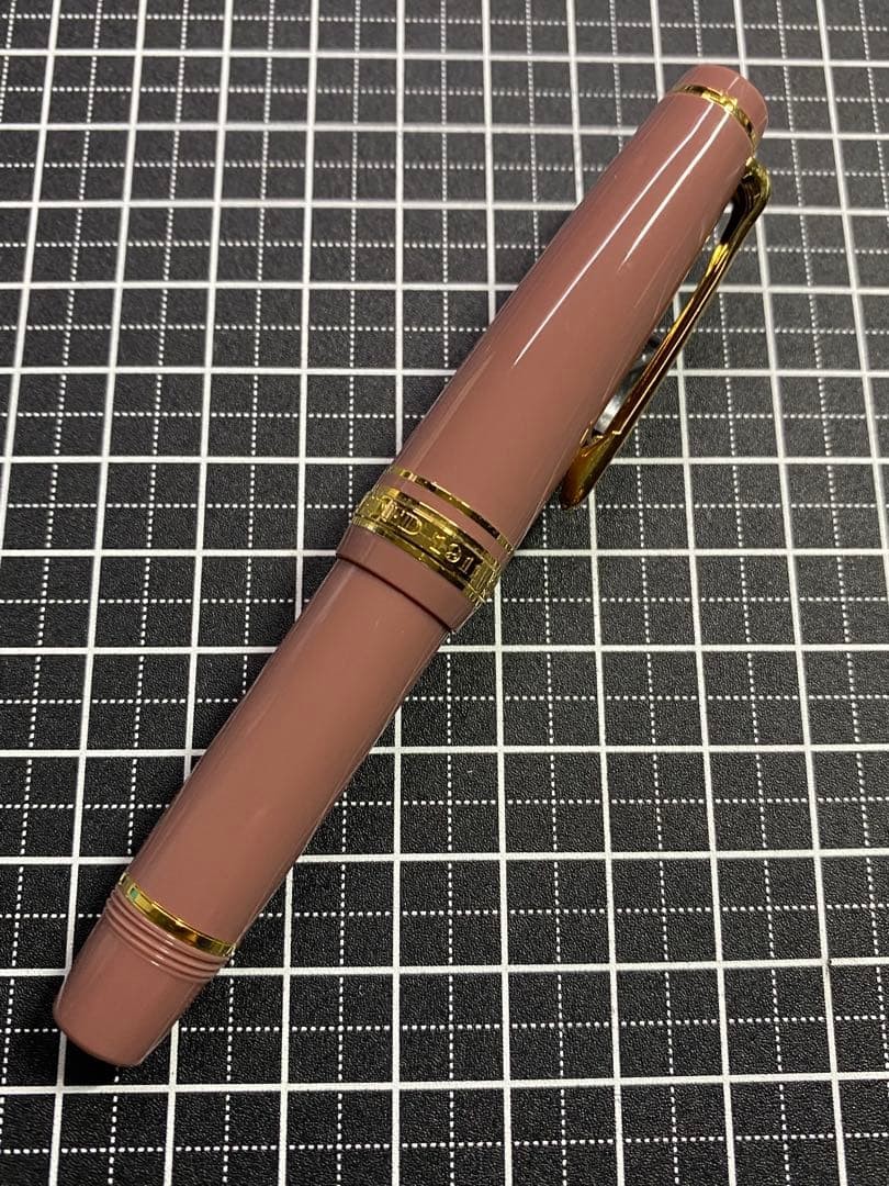 SAILOR Professional Gear Rose-Taupe 字幅MF SAILOR Fountain Pen Professional Gear Slim Mini Rose-Taupe MF 14K