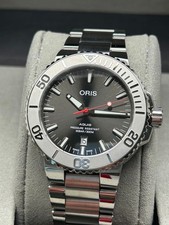 ORIS Aquis Date Automatic 43.5mm Grey Dial Steel Bracelet Men's Swiss Watch