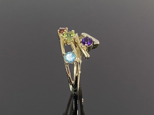 Ladies 9ct Yellow Gold Dress Ring Topaz, Amythest, Peridot & Garnet Size O & 1/2 - Picture 3 of 7