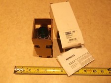 SIEMENS FURNAS 52PC4E3 PILOT LIGHT 120 VOLT 120V AC/DC GREEN