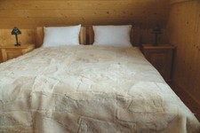 Toscana Lammfelldecke hell beige abgefüttert 200x160 cm Schaffelldecke Felldecke