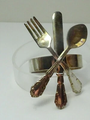 Serviettenhalter Messer Gabel Löffel Tisch Accessoires Serviettenringe Figur - Bild 1 von 4