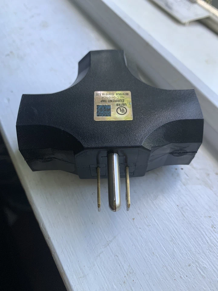 CUBO DE 15 AMPERIOS MULTI GRIFO RESISTENTE ADAPTADOR DE 3 VÍAS VINILO NEGRO NUEVO LOTE A TIERRA Foto 2 de 4