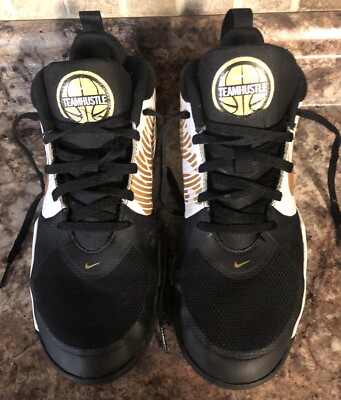 nike team hustle gold