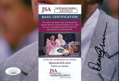 Foto autografiada de 8x10 de Denny Crum de Louisville JSA 179848 - Imagen 2 de 2
