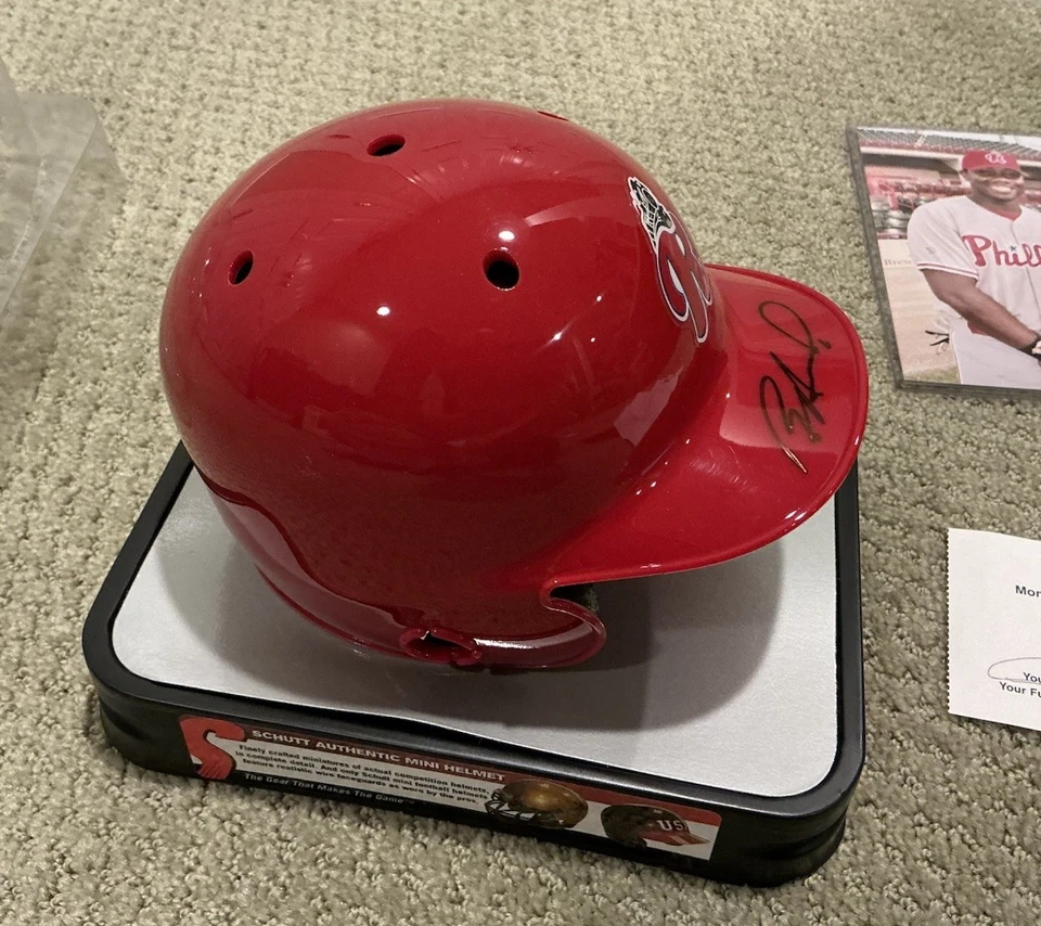 Minicasco autografiado por Ryan Howard firmado por Reading Phillies MLB MVP y campeón de WS Foto 4 de 4