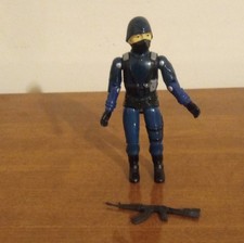 cobra officer gi joe action figure broken crouch but the rest looks good