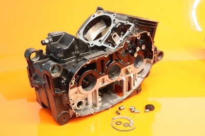 2006-2012 SUZUKI BOULEVARD M109R OEM ENGINE MOTOR CRANKCASE CRANK CASES BLOCK