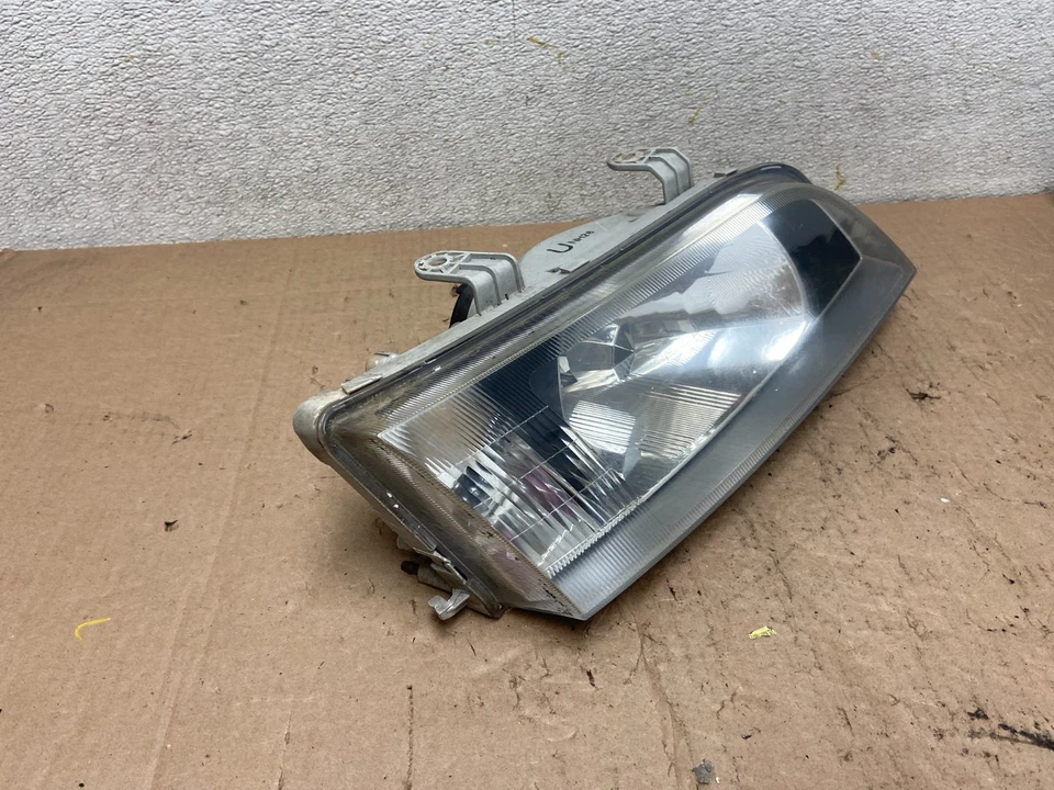 Faro lateral derecho pasajero Infiniti G20 1999 a 2002 R3225 DW Foto 3 de 4