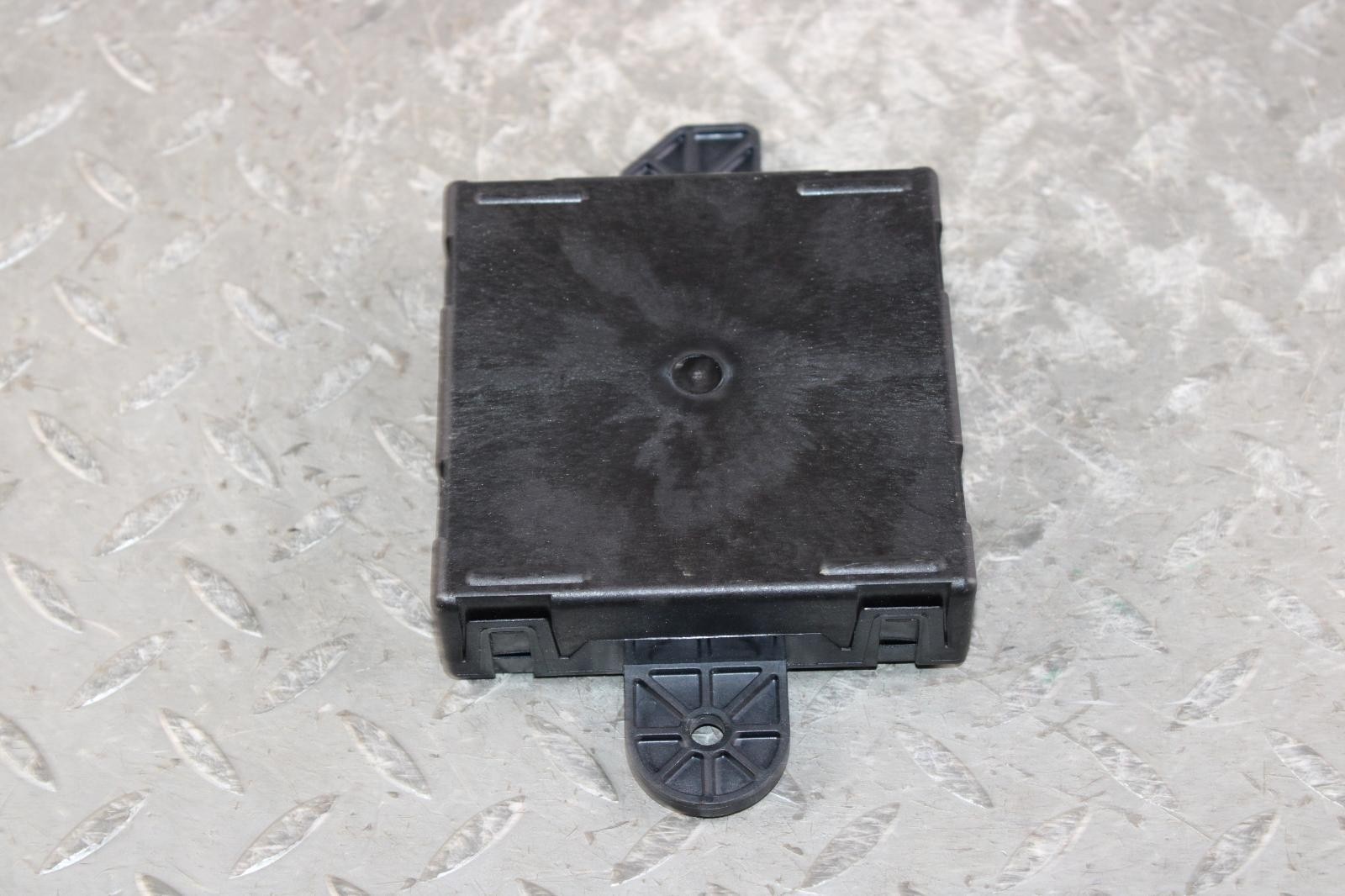 14-21 MASERATI GHIBLI Right RH RR Rear Door Body Contorl Module BCU BCM Unit OEM
