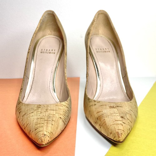 stuart weitzman daisy pump