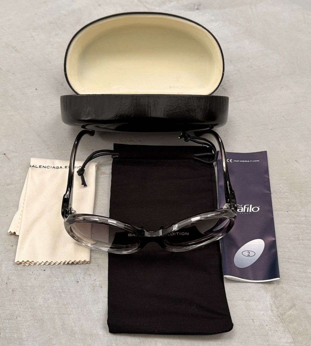 Balenciaga Edition Sunglasses Womens Black To clea Oversize Round