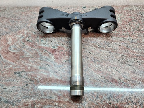 2015-2019 Ducati Panigale 1299S 1299 Lower Triple Tree Clamp OEM 34230681A - Picture 5 of 9