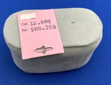 Longines 12.68Z/12L Part #724 Balance Staff By Bergeon. NOS (one staff) 21-24 R