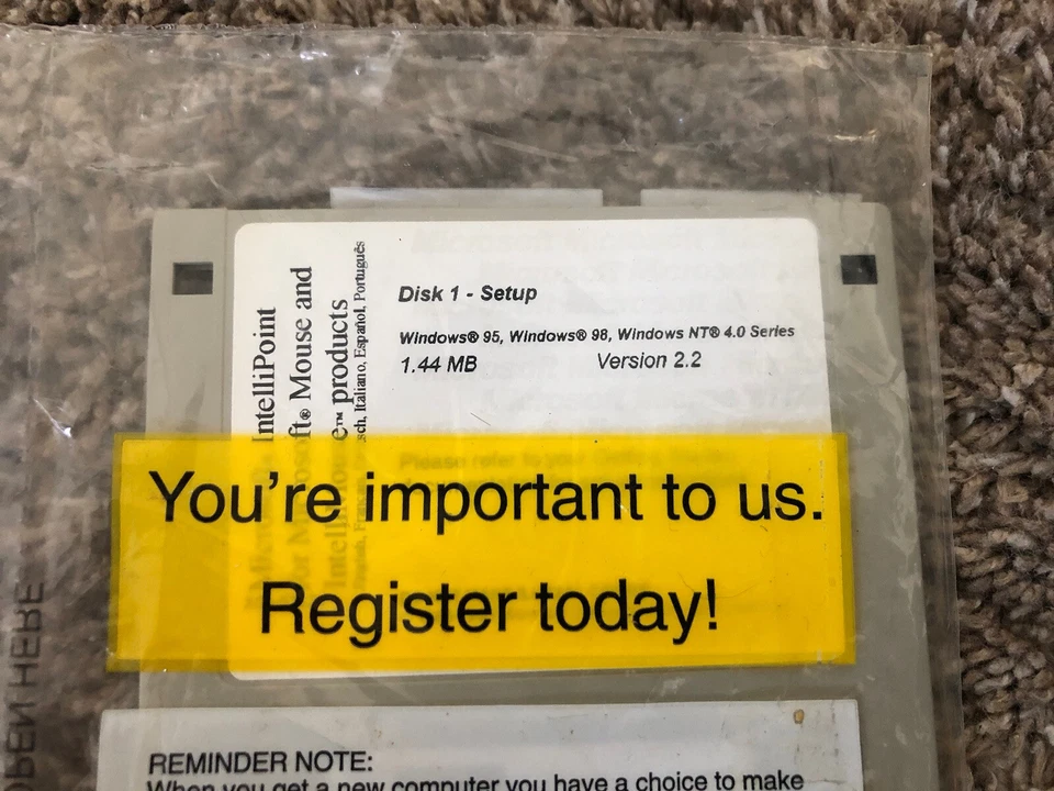 Microsoft IntelliPoint Microsoft Mouse Windows 95 98  4.0 series v 2.2 Disk 1 - Image 2 of 3