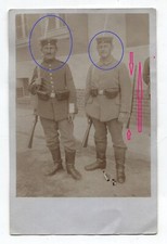 2/01 WK1  FOTO  Soldat  Feldgrau mit Gewehr    AN DER WAND ZÜNDNADEL GEWEHR ALT