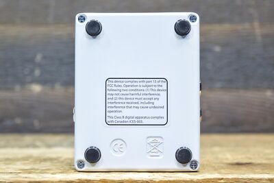 Buy Electro-Harmonix MEL9 Effects Pedal Tape Replay Machine online