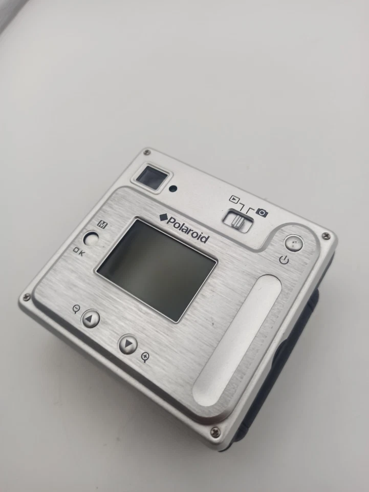 Polaroid PDC5070 5.1MP Rare Digital Camera (Stuck Button) - Image 3 of 4