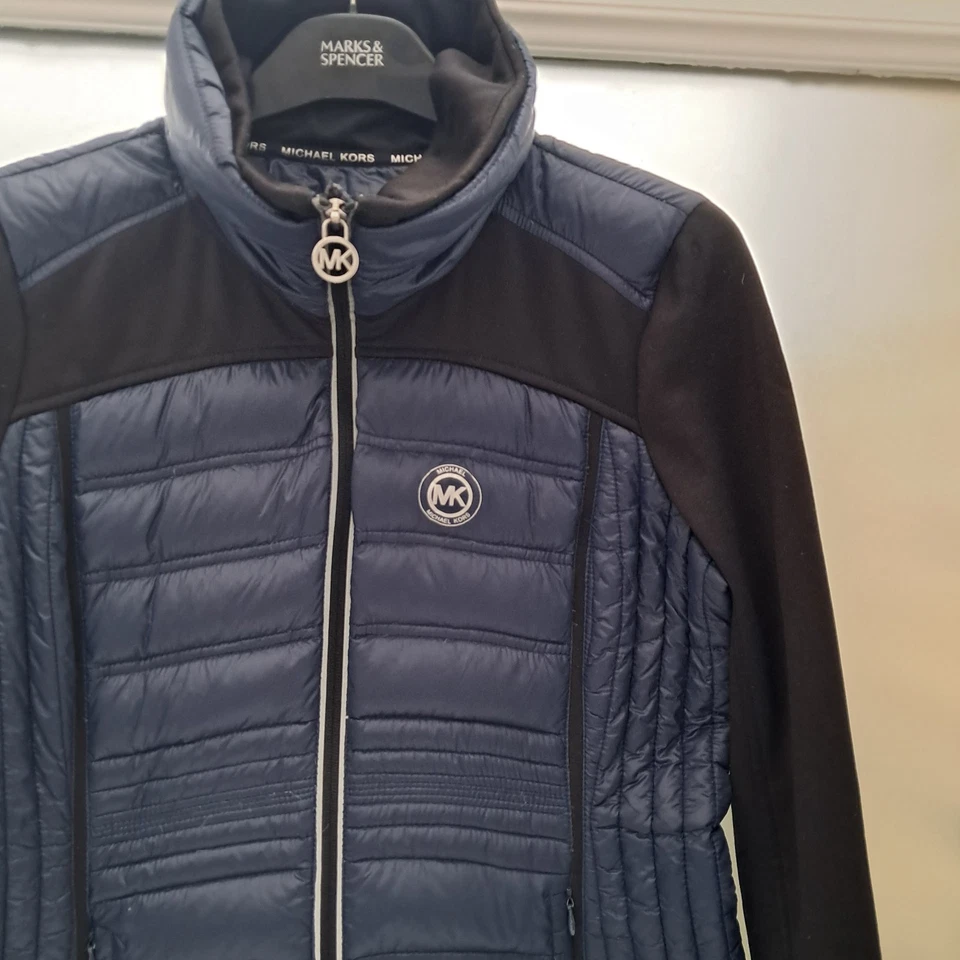 MICHAEL KORS Down Filled Puffer Jacket  S Navy Blue, Black Fleece Sleeve - Image 2 of 4
