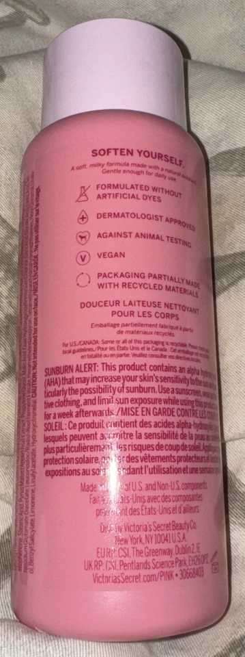 Pink by Victoria's Secret Pink Apple Milky Soft Body Wash 12 fl oz. Woman's New - Image 2 of 2