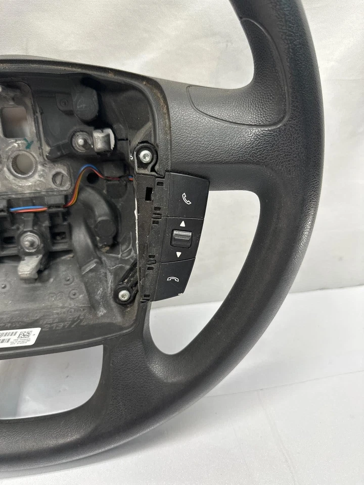 Dodge Ram Promaster 1500 Volante 14 21 Cuero Radio Controles 1ZT71JXWAA Foto 3 de 4