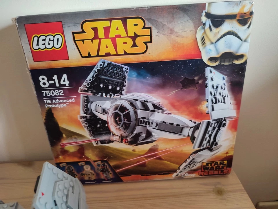 LEGO Star Wars 75082 TIE Advanced Prototype, foto 4 di 5