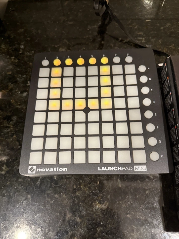 Novation Launchpad Mini MK2 Ableton Controller – Great Condition – No Cable - Image 4 of 4