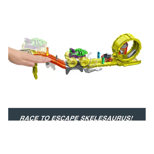 Hot Wheels Monster Trucks Power Smashers Charge & Chase Challenge Track Set - Image 4 of 4