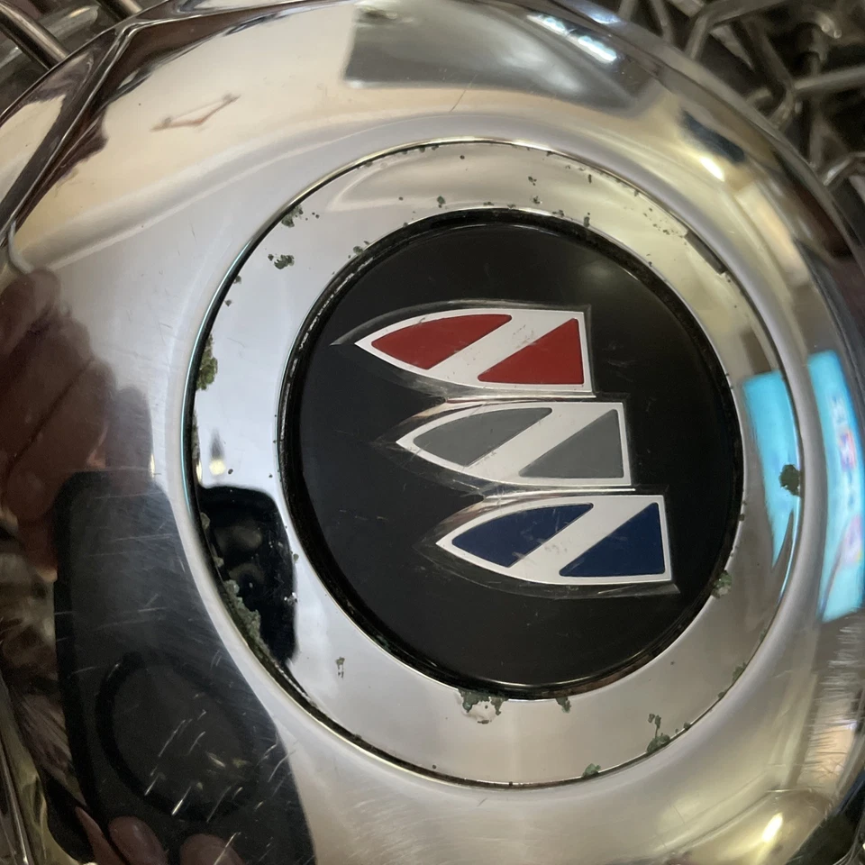 Buick Electra Lesabre Park Ave 1111C 1989-1991 14" cubierta de rueda de alambre tapacubos 1 Foto 2 de 4