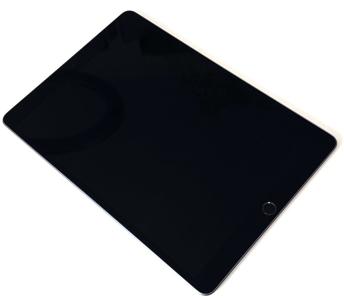 Apple iPad Air 3rd Gen 64GB, Wi-Fi, 10.5