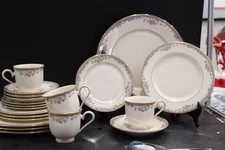 Lenox Spring Vista 4 -5 Piece Place Setting (20 Pieces )