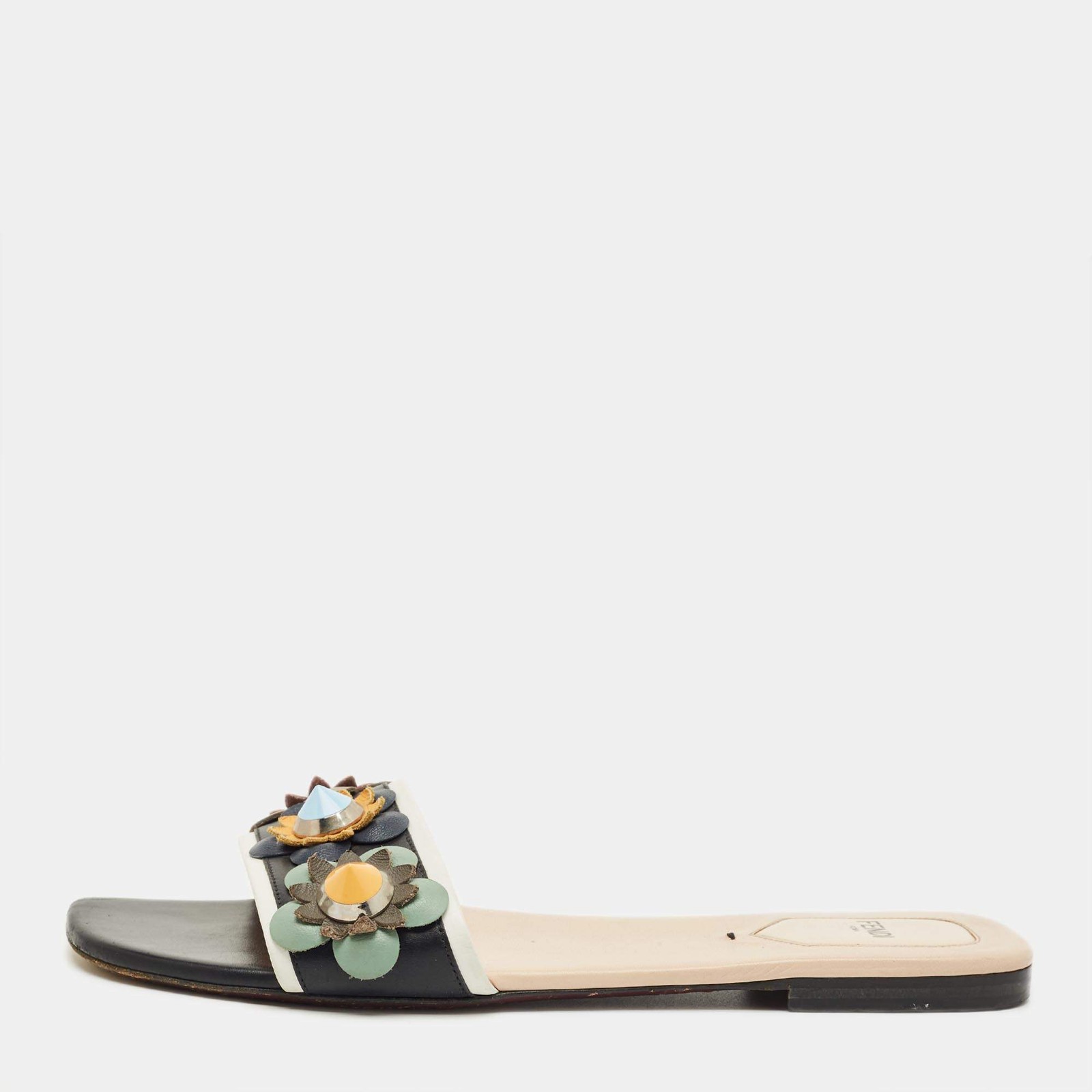 Fendi BlackWhite Leather Flowerland Flat Slide Size 40