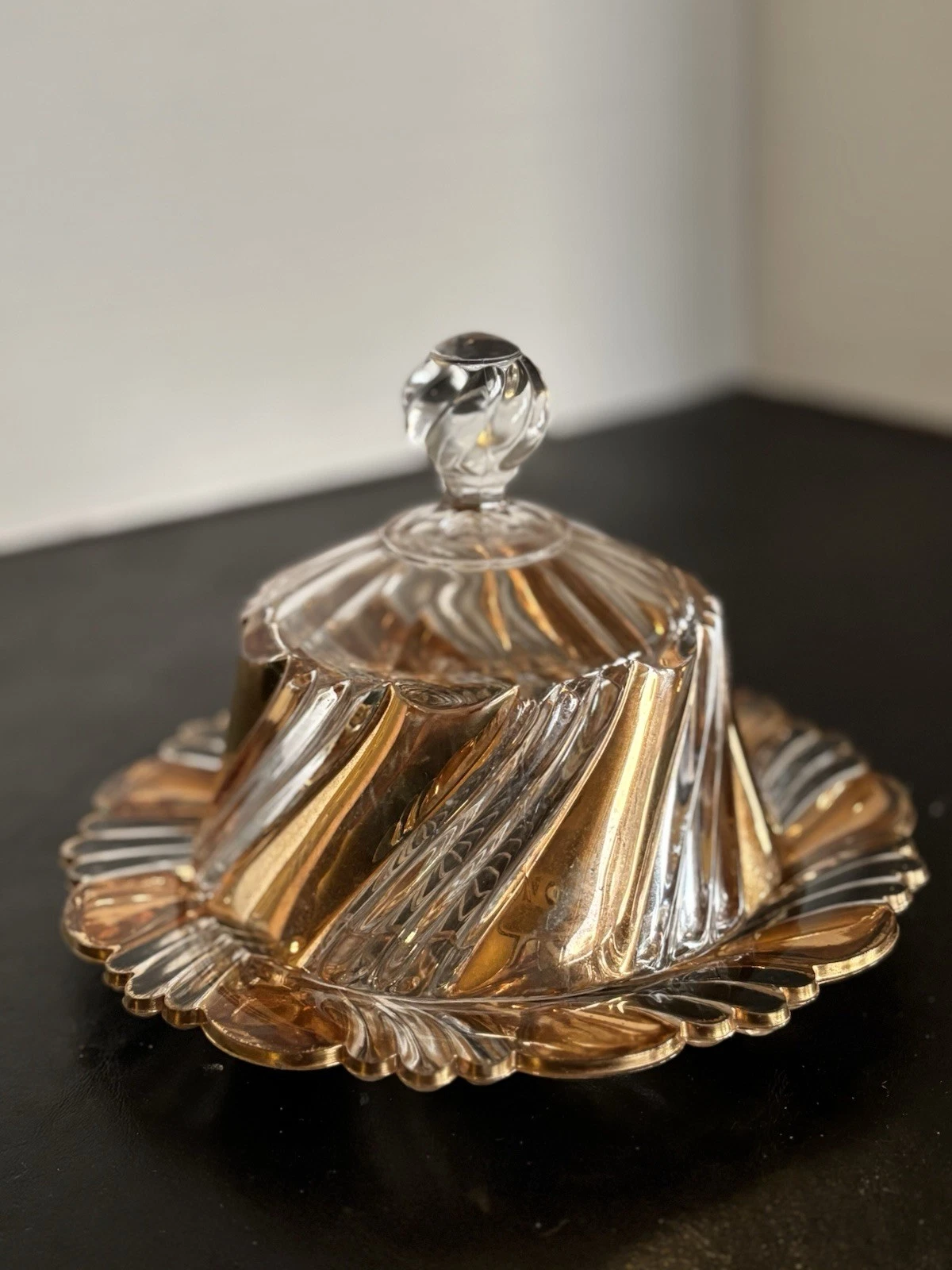 Vtg EAPG PATTERN GLASS DUNCAN AND MILLER 2 PLY SWIRL BUTTER DISH WITH GOLD COLOR