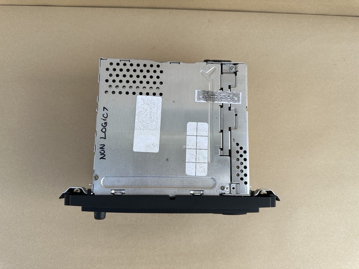 BMW E90 E92 E93 OEM CCC CD PLAYER RADIO NAVIGATION AUDIO SYSTEM  