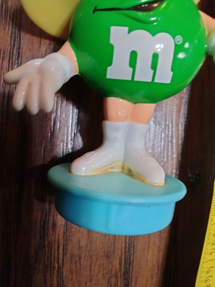 1998 Mars M&M’s Girl Easter gogo boots Candy Topper M&M Figurine