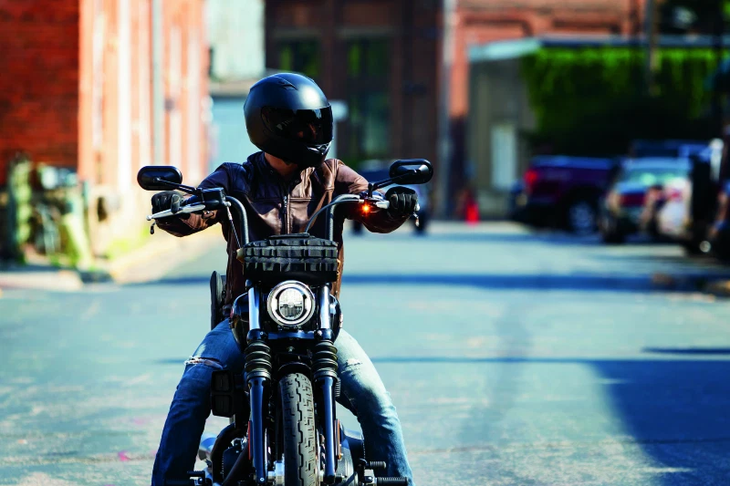 Espejos retrovisores industriales pesados Kuryakyn para negros Foto 4 de 4