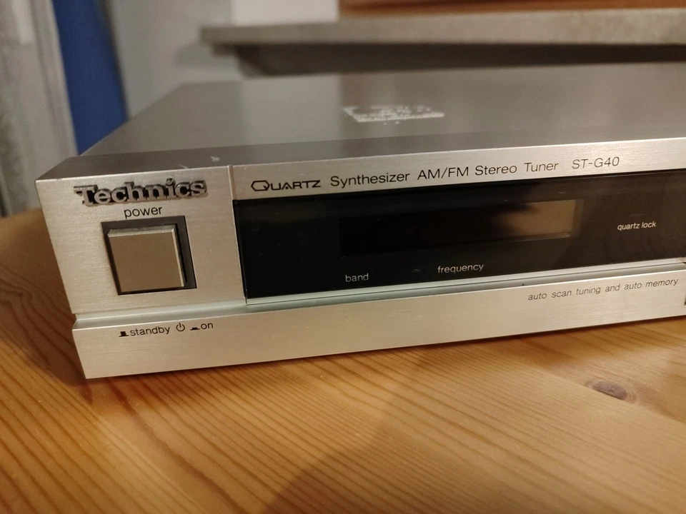 Technics ST-G40 Stereo QuartzSynthesizer Tuner - Bild 2 von 4